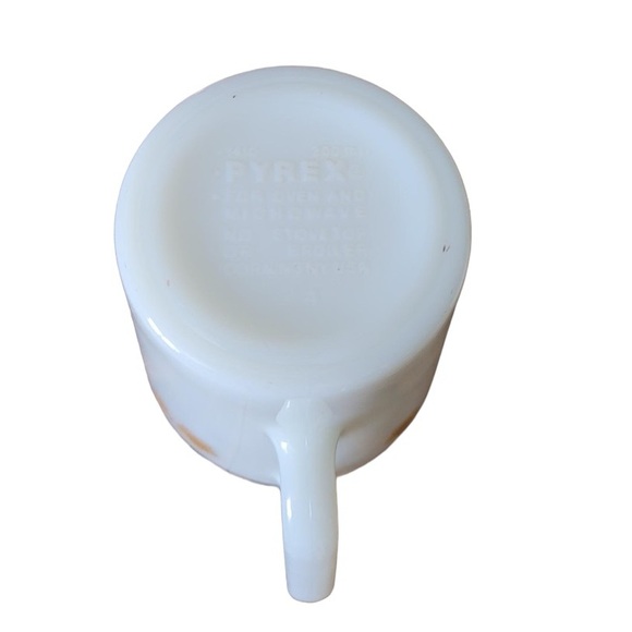 PYREX Vintage 1970s Butterfly Gold Corning Milk White Glass Pair of Mugs (2) - Picture 4 of 5